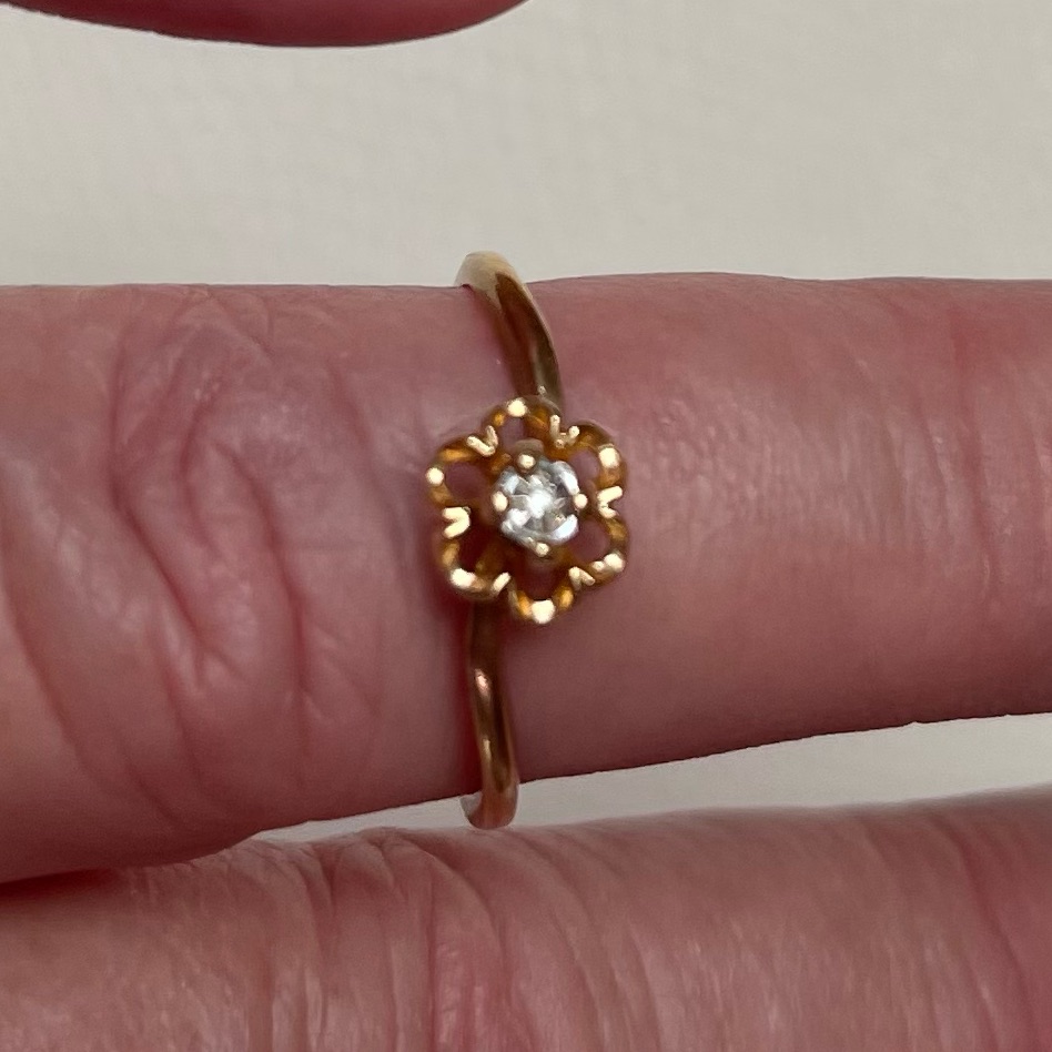 14k Yellow Gold Ring With Small Genuine Diamond